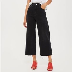 TOPSHOP wide leg black jean - women’s sz. 34
